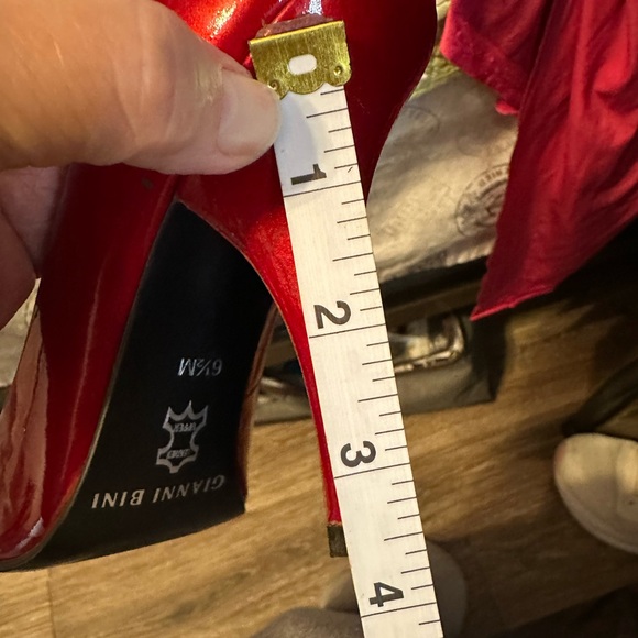 Gianni Bini Red Peep-Toe Heels - Picture 11 of 12
